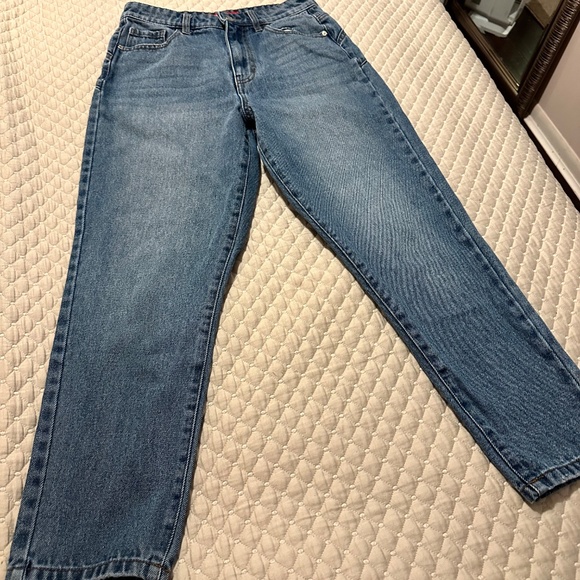 Guess brand mom jeans - Picture 2 of 6